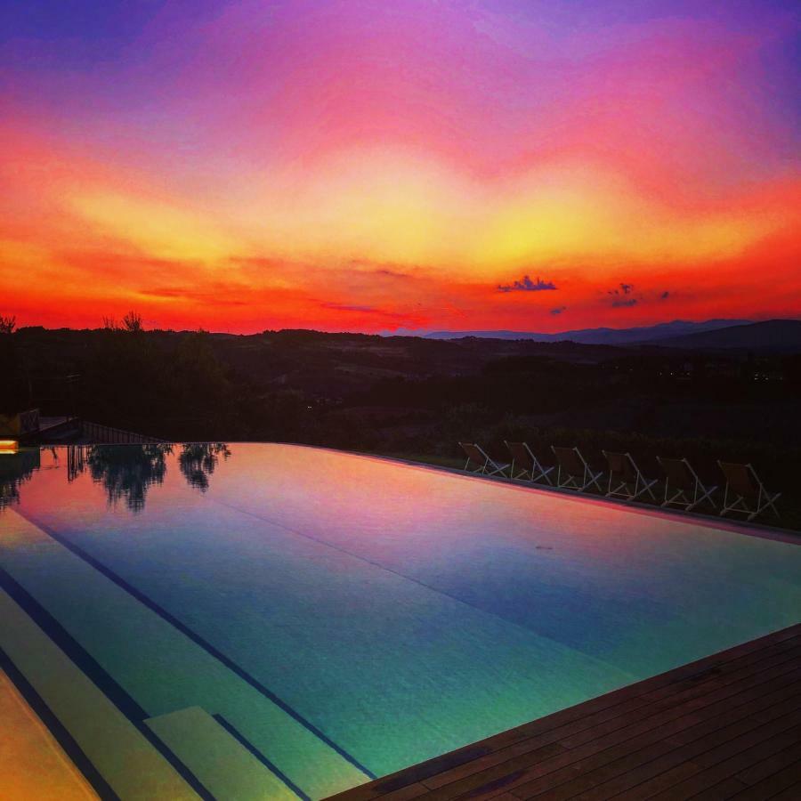 Agriturismo Casale Ugolini 몬테스페르톨리 외부 사진