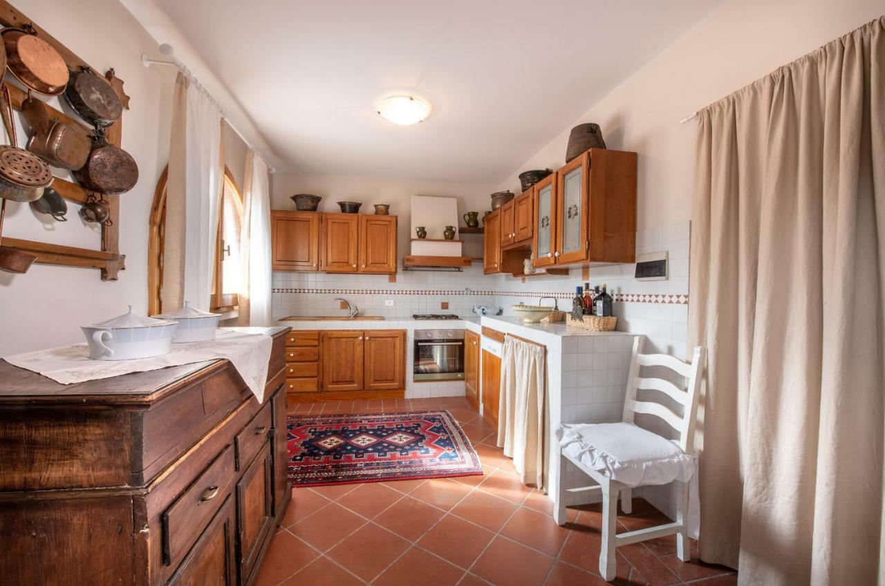 Agriturismo Casale Ugolini 몬테스페르톨리 외부 사진