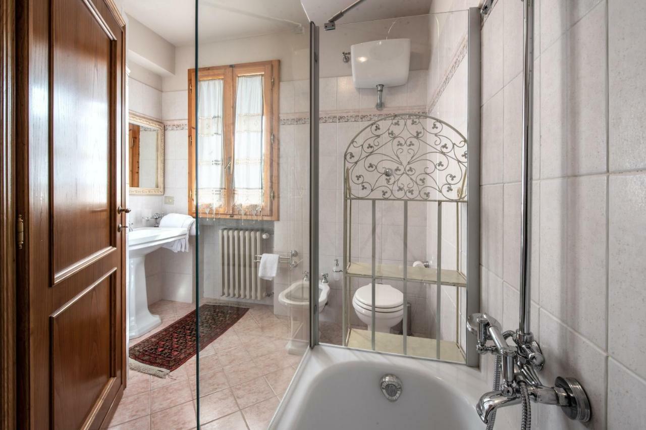 Agriturismo Casale Ugolini 몬테스페르톨리 외부 사진